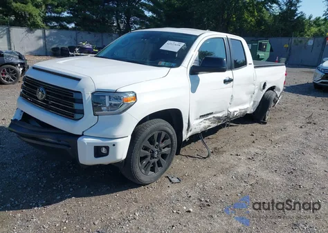 2021 Toyota Tundra Double Cab Limited z USA, uszkodzony, nr VIN 5TFBY5F10MX988652